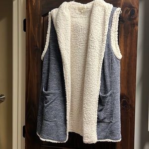 Sleeveless Warm Cardigan